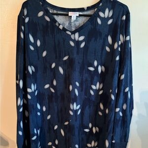 Lularoe Elizabeth swing top.